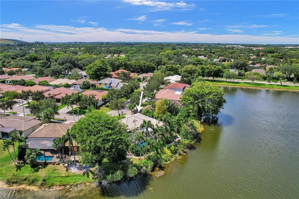Bermuda Cove - Residential