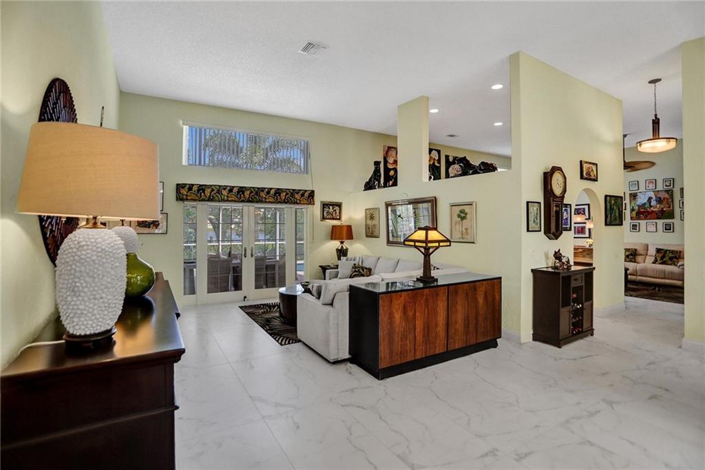 Bermuda Cove - Residential