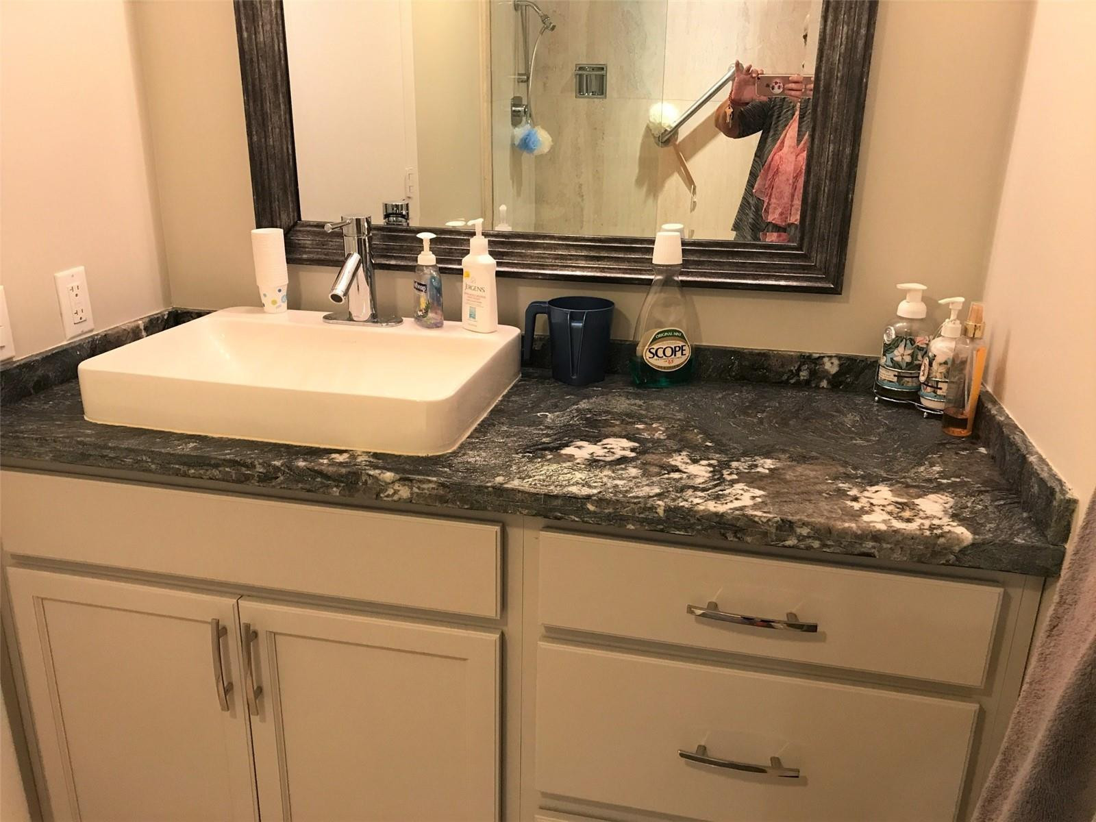 The Summit Condo - Residential