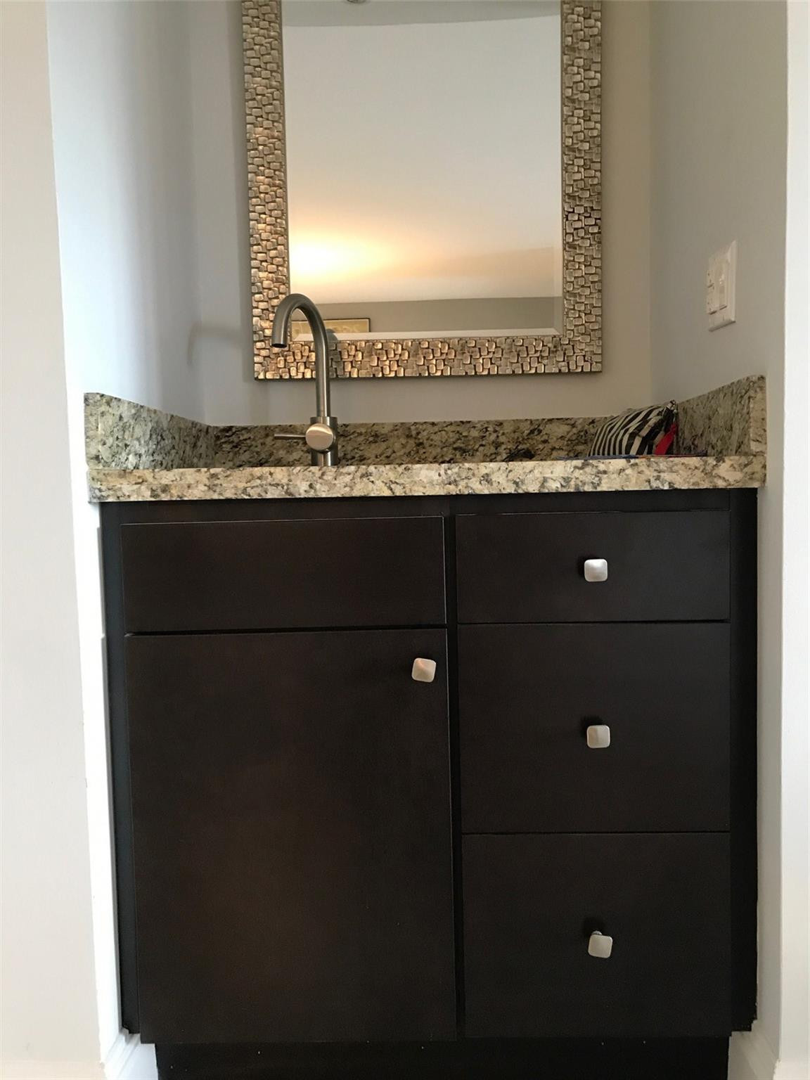 The Summit Condo - Residential