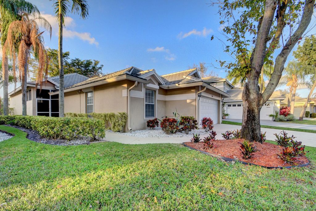 Photo of 150 Harbor Lake Cir Circle, Greenacres, FL 33413 (MLS # R10940965)