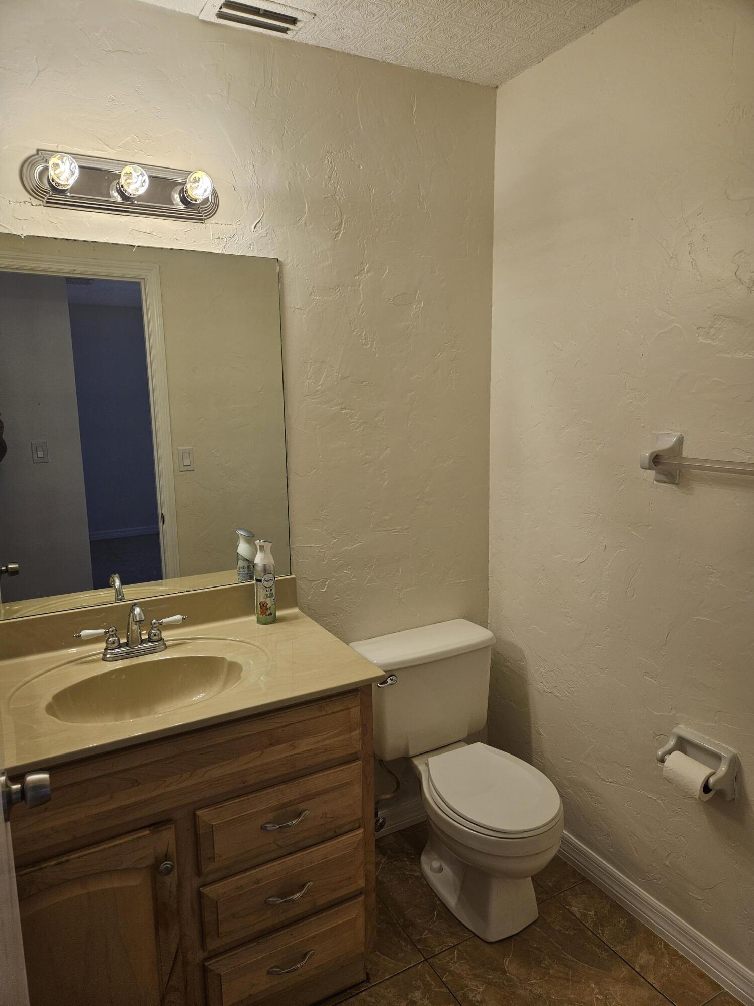 ISLAND HOUSE CONDOMINIUM PHASE III  (BLDG X) - Residential