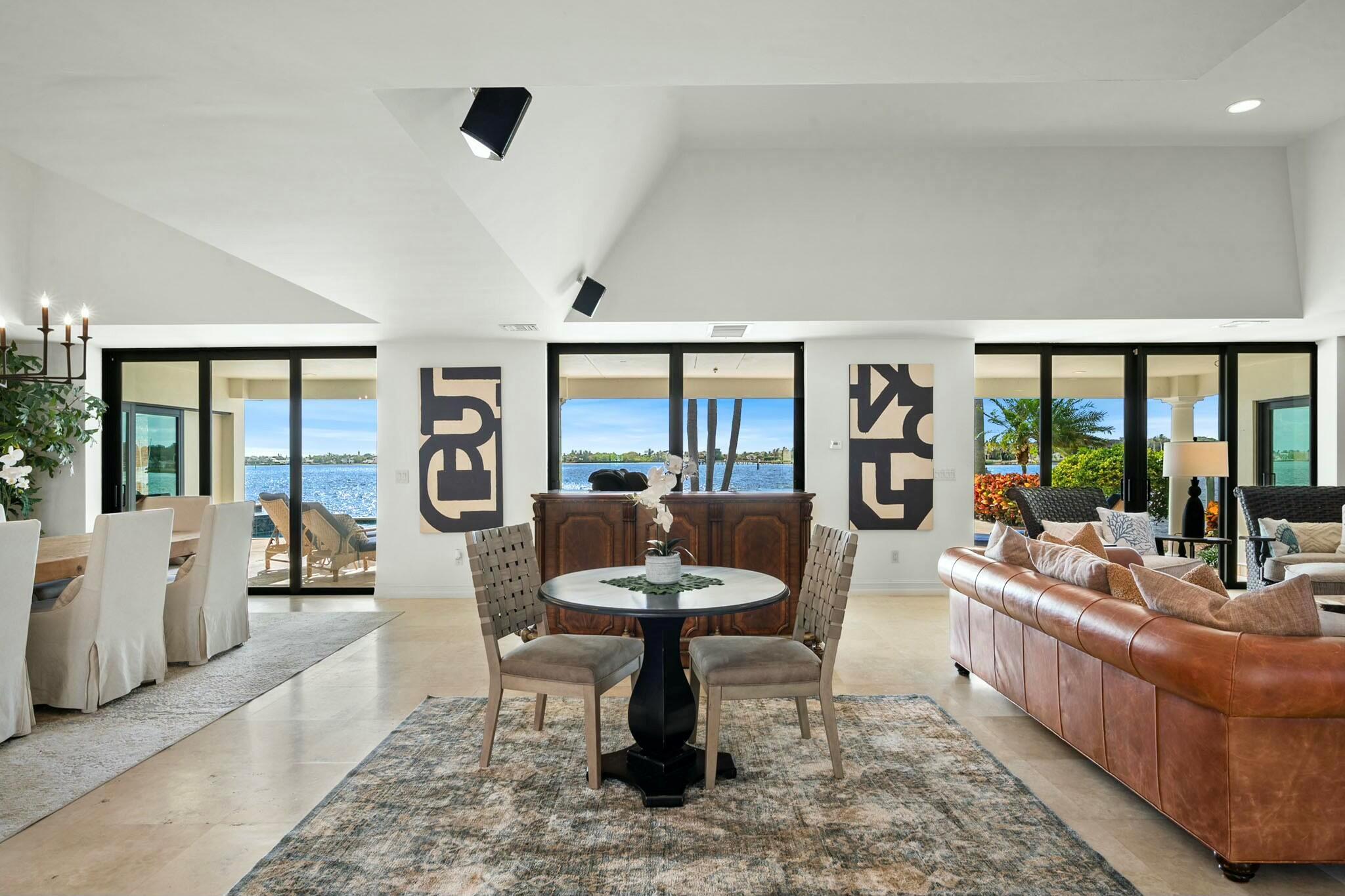 Tequesta Country Club - Residential