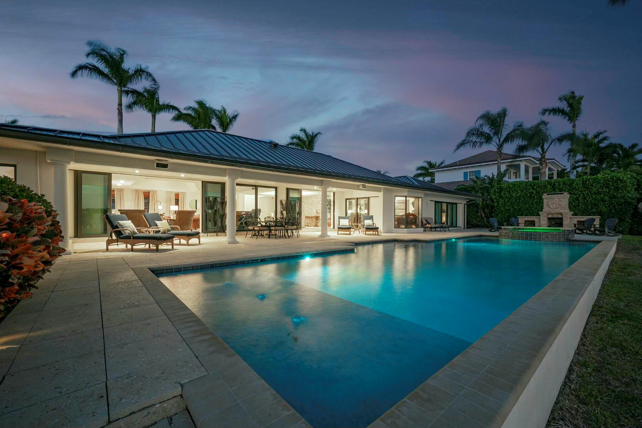 Tequesta Country Club - Residential