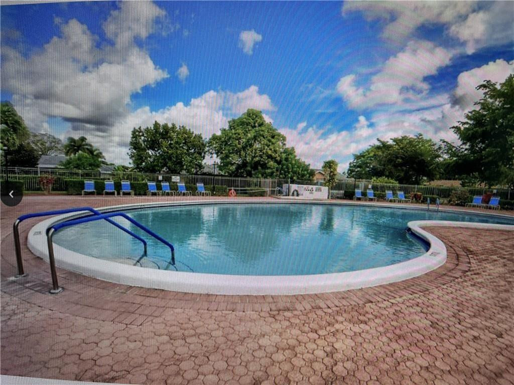 Coco Wood Lakes - Residential