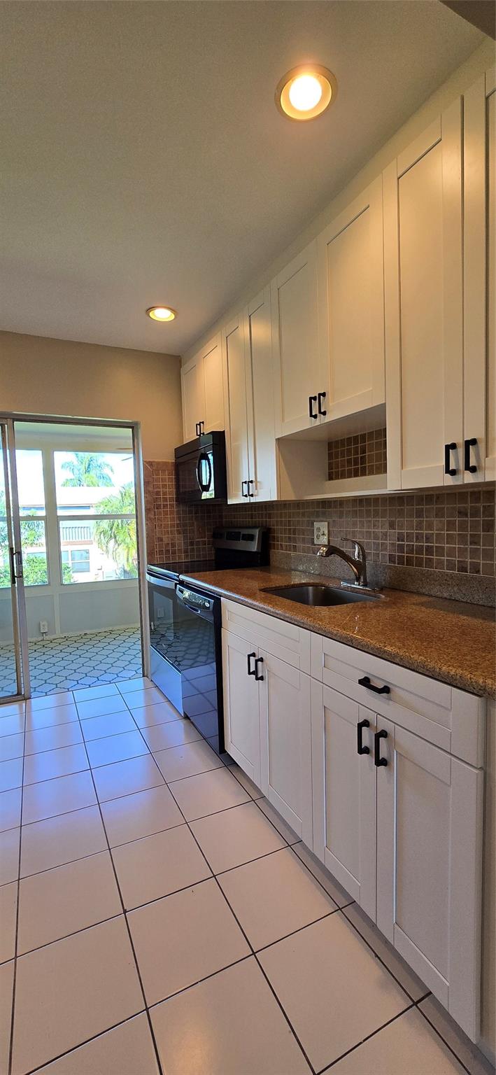 Oriole Gardens 10 Condo - Residential Lease