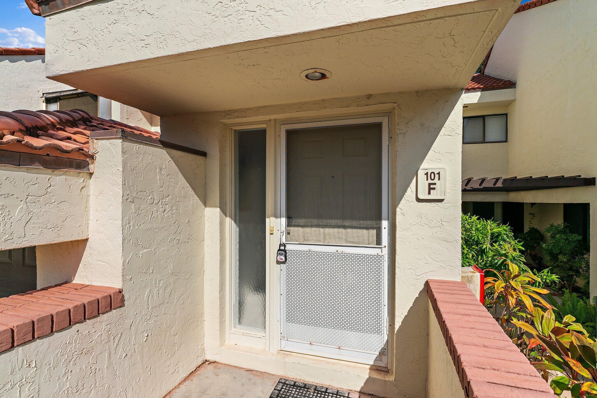 SEA OATS OF JUNO BEACH CO - Residential Lease