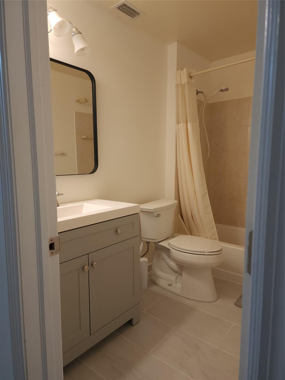 ROCK CREEK PHASE TWO - Residential Lease