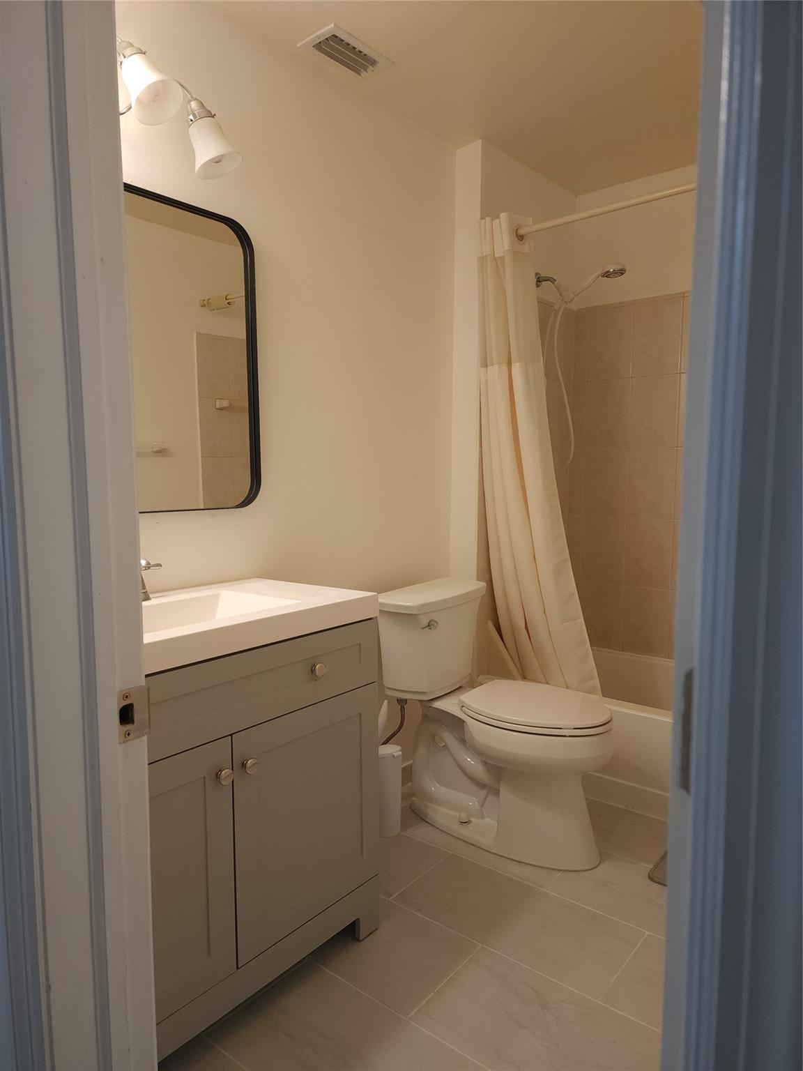 ROCK CREEK PHASE TWO - Residential Lease