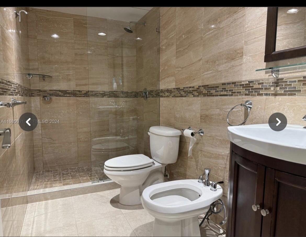 OCEANVIEW BUILDING B CONDO - Residential