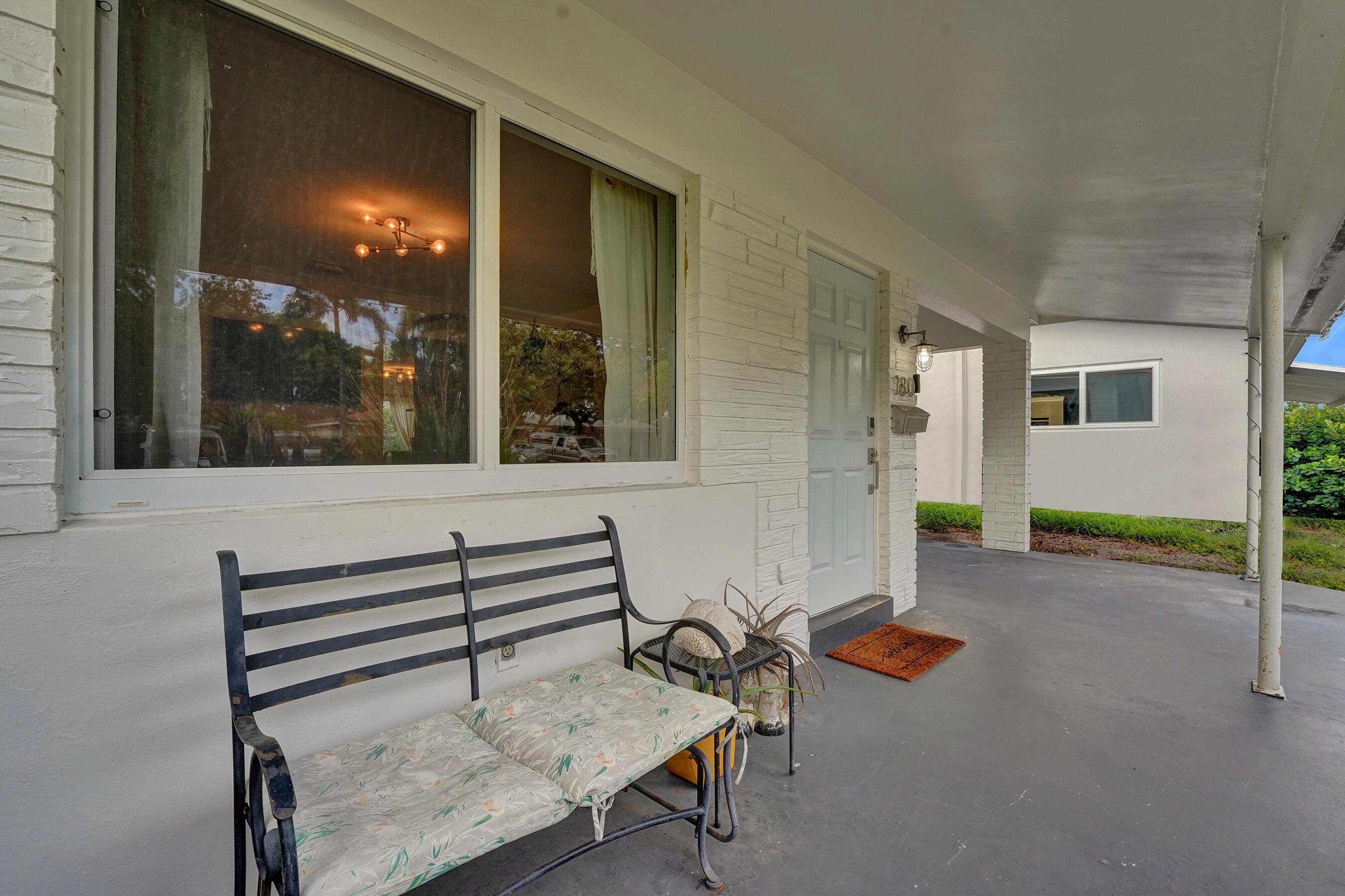 180 NW 48th Court