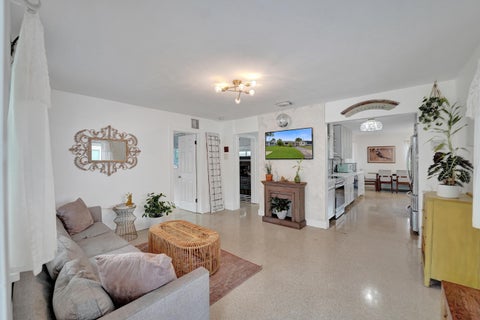 Tiny photo for 180 NW 48th Court, Oakland Park, FL 33309 (MLS # B26055734)
