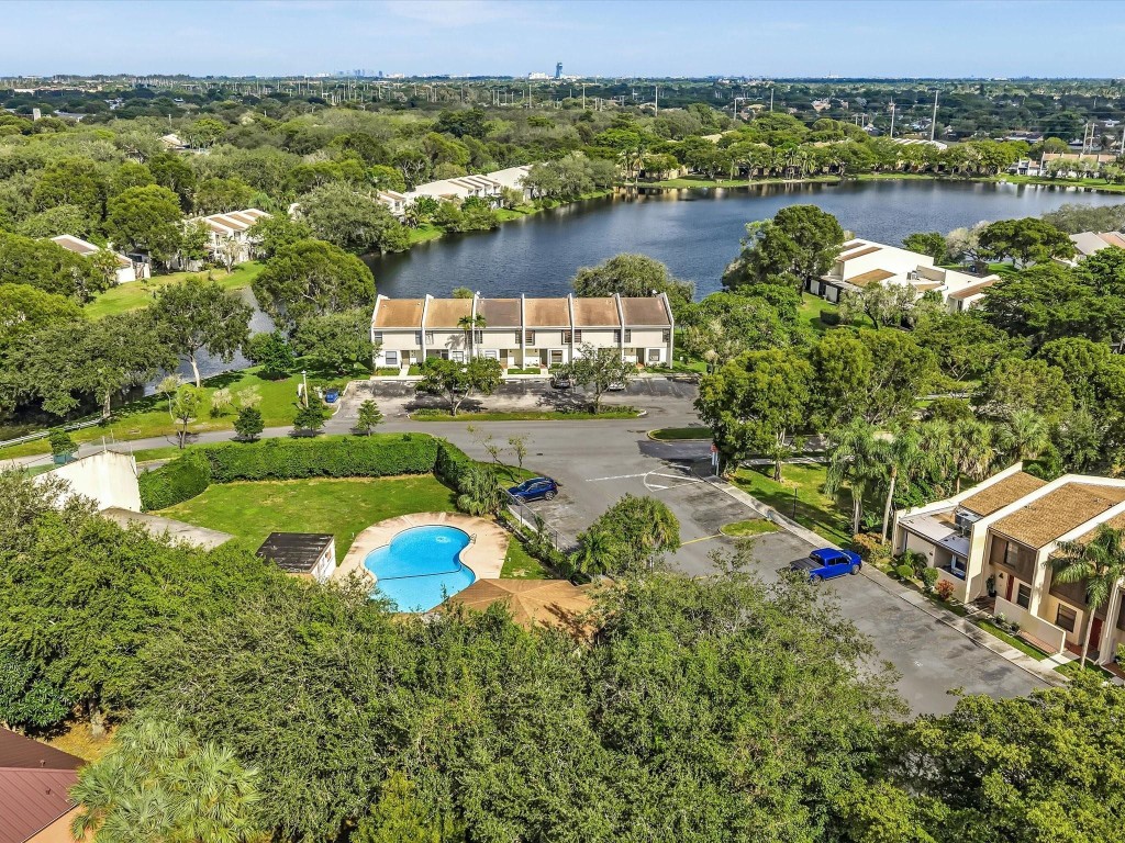 Westview Condominium - Residential