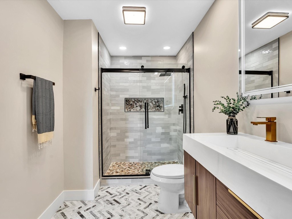 Westview Condominium - Residential