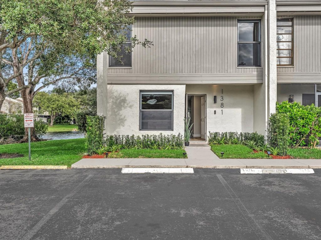 Photo of 1381 NW 99th Avenue #172, Pembroke Pines, FL 33024 (MLS # F10545881)