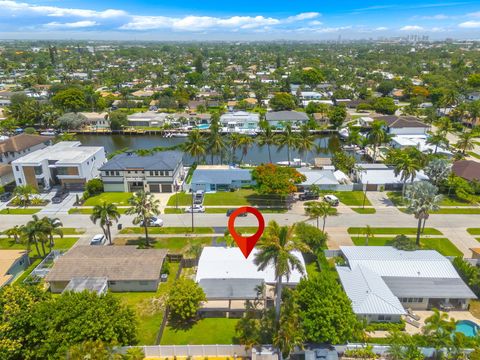 Tiny photo for 2610 NE 50th Street, Lighthouse Point, FL 33064 (MLS # B26050195)