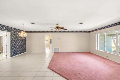 Tiny photo for 2610 NE 50th Street, Lighthouse Point, FL 33064 (MLS # B26050195)