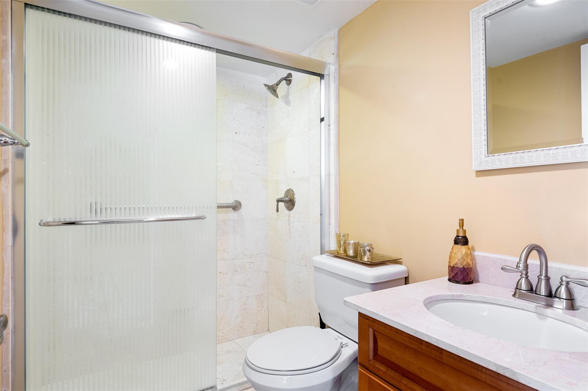 Venetian Park II Condo - Residential Lease
