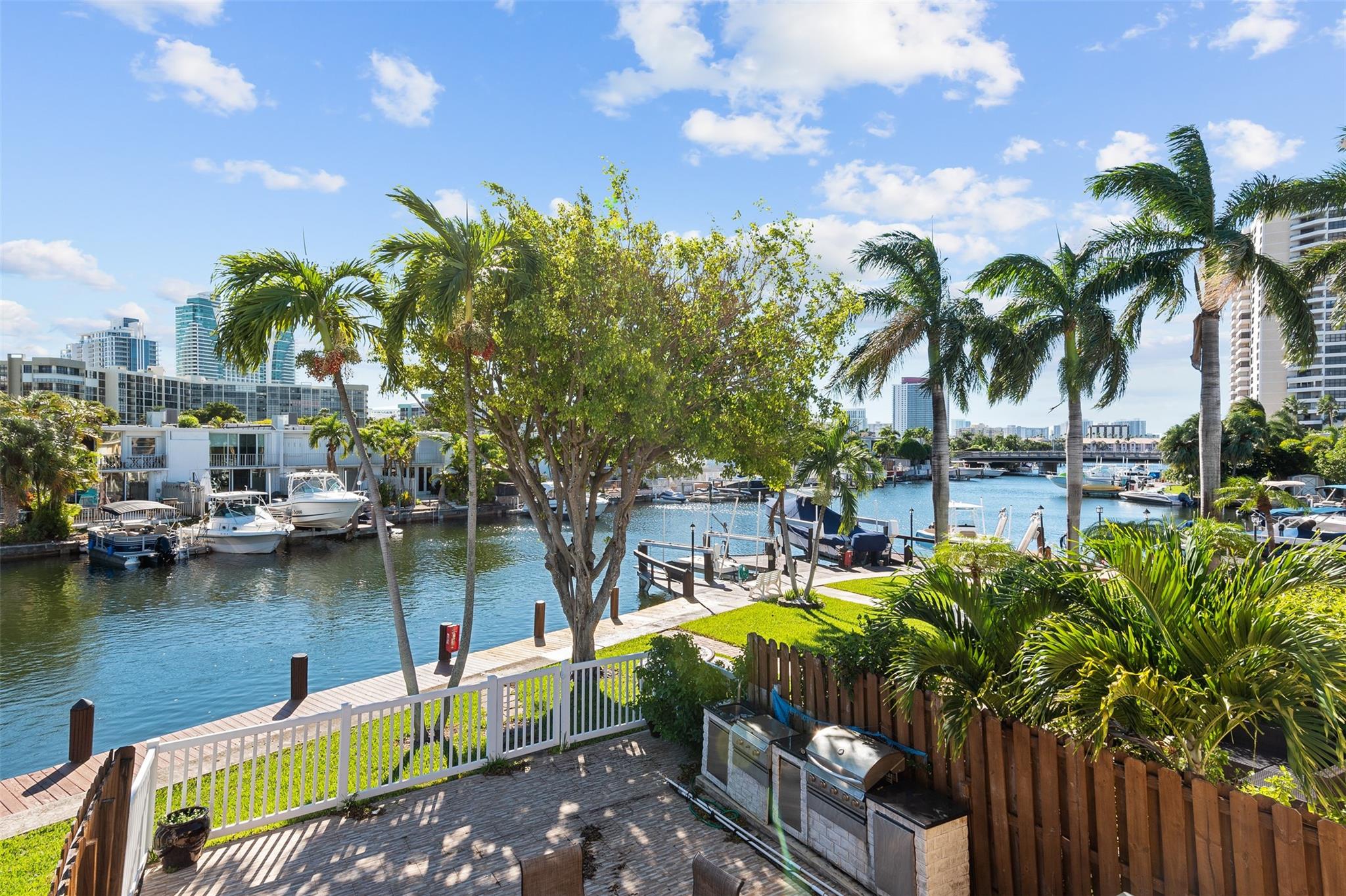 Venetian Park II Condo - Residential Lease