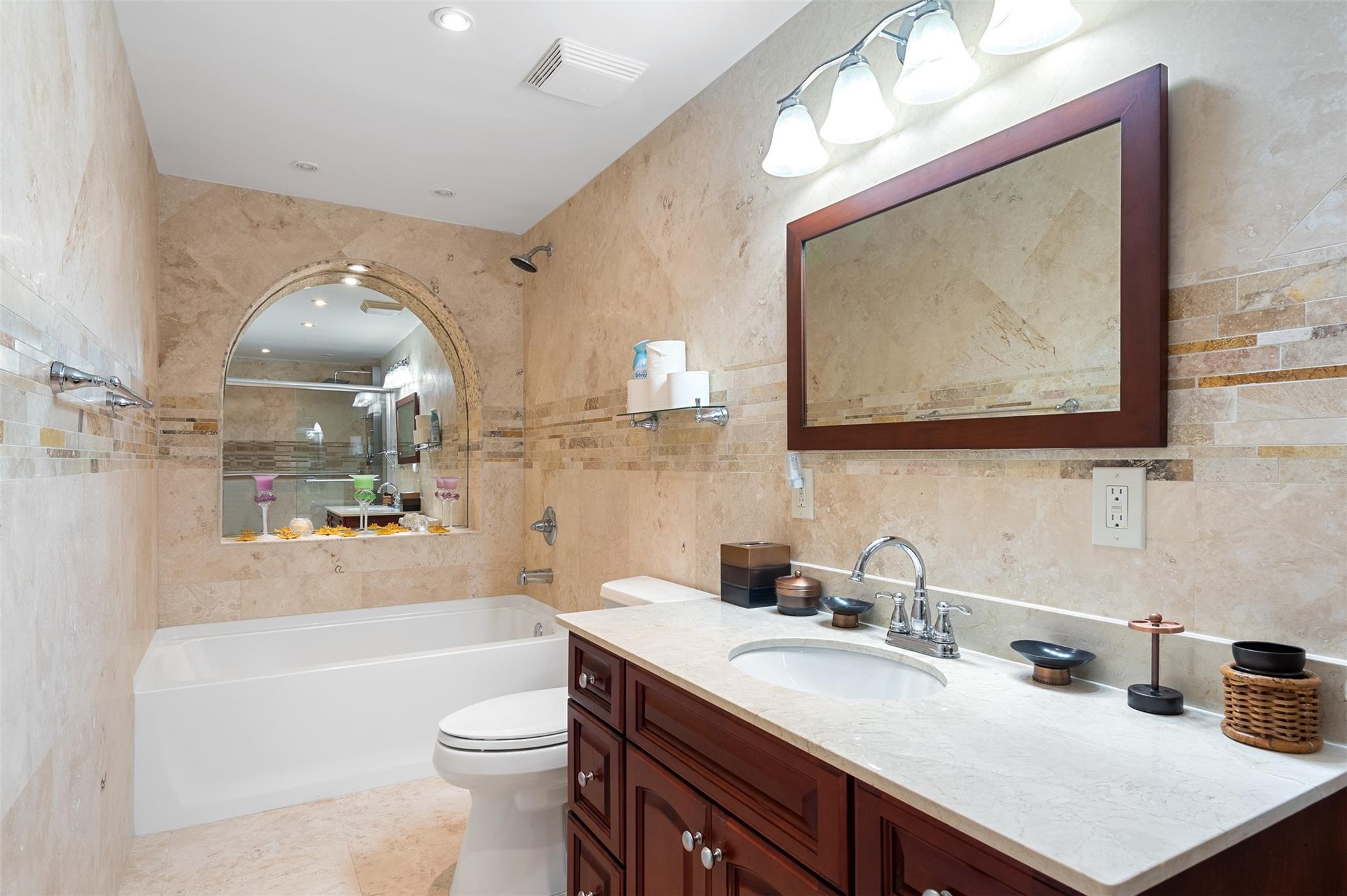Venetian Park II Condo - Residential Lease