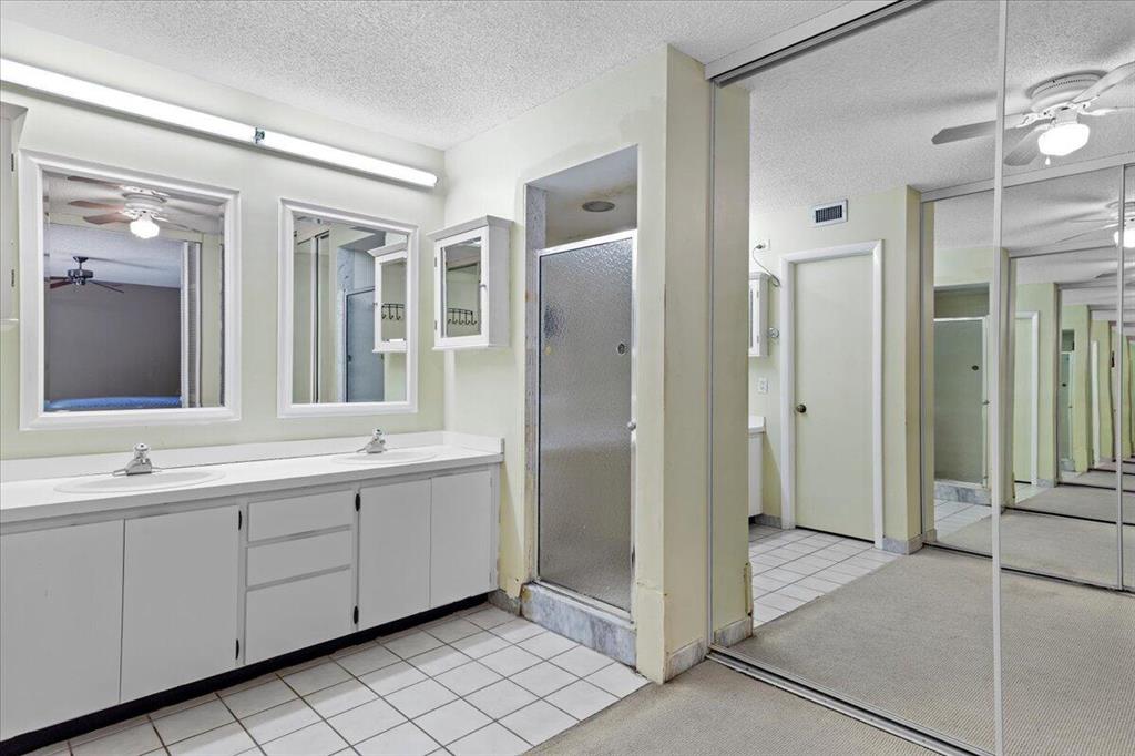 GARDEN LAKES & GARDEN SQUARE SHOPS - Residential