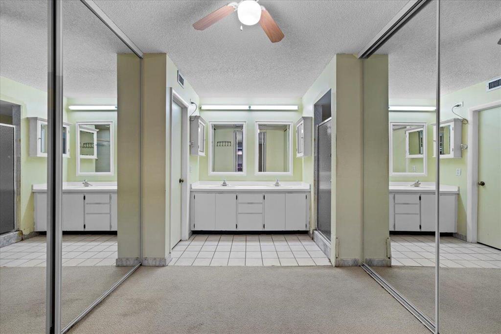 GARDEN LAKES & GARDEN SQUARE SHOPS - Residential