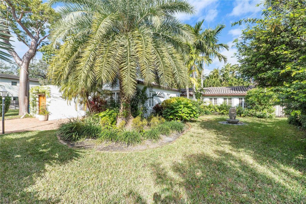 Photo of 1615 SE 4th Street, Fort Lauderdale, FL 33301 (MLS # B26040655)