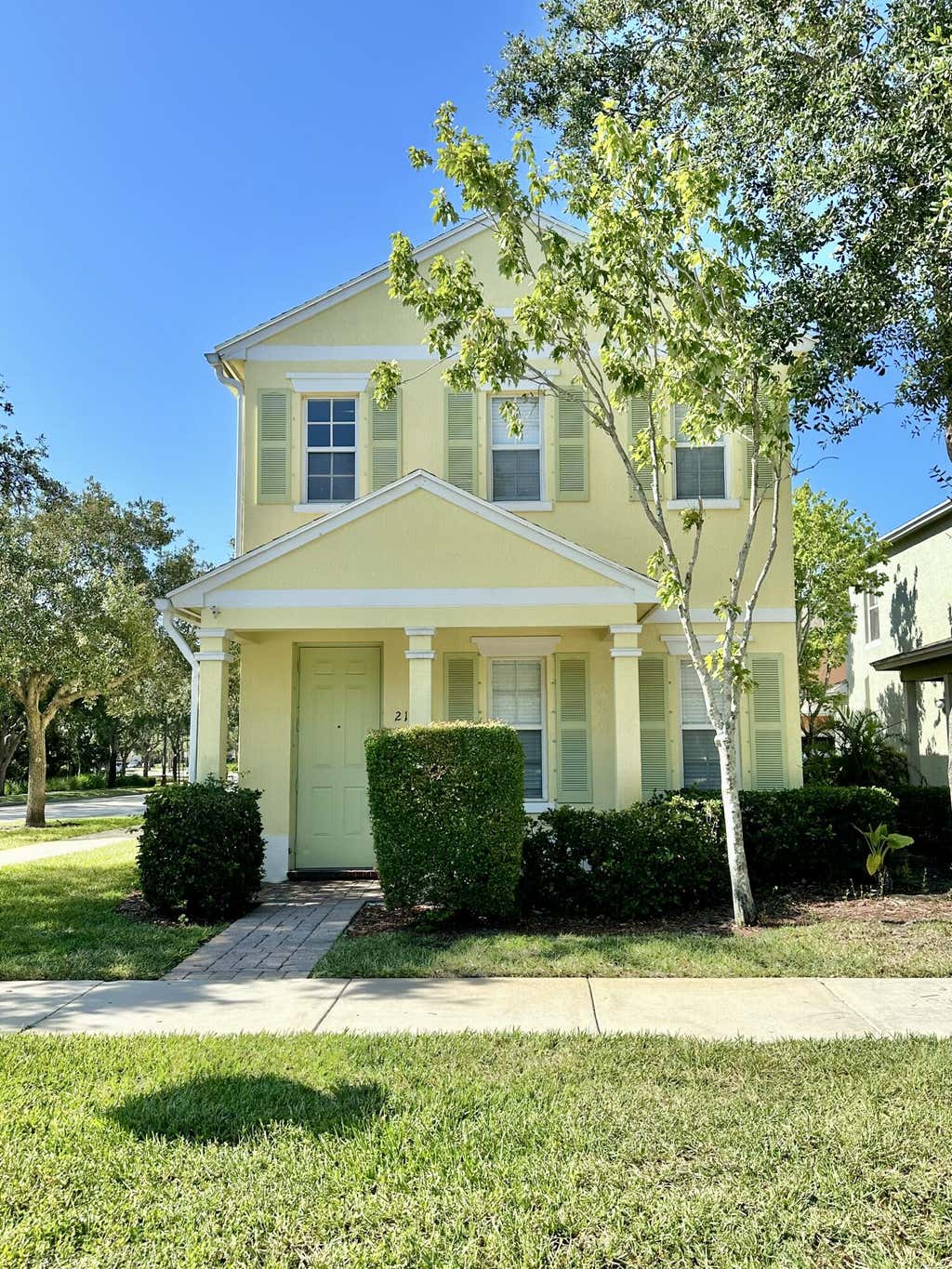 Photo of 2143 SE Se Bell Isle Dr, Port Saint Lucie, FL 34952 (MLS # R11162599)
