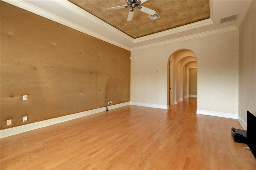 Paradise Port - Residential