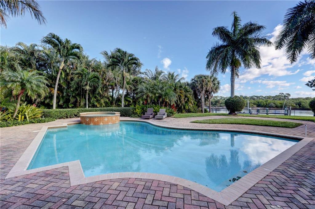 Paradise Port - Residential