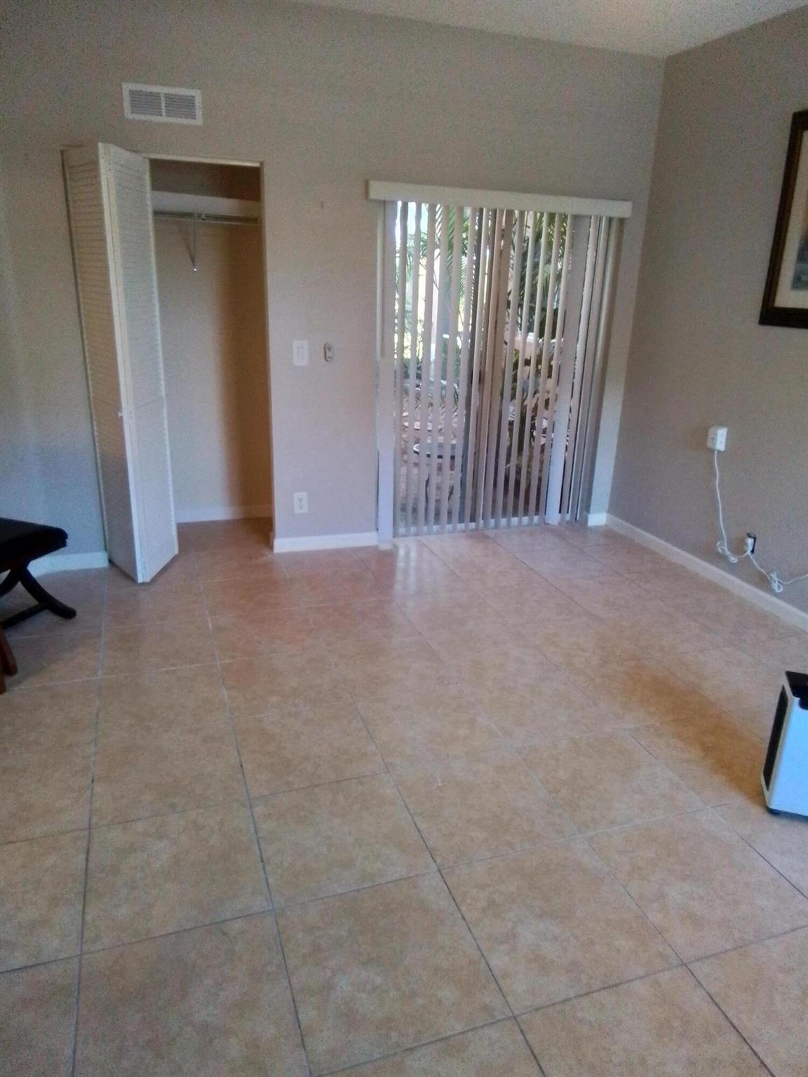 CASTLE PINES CONDOMINIUM - Residential Lease