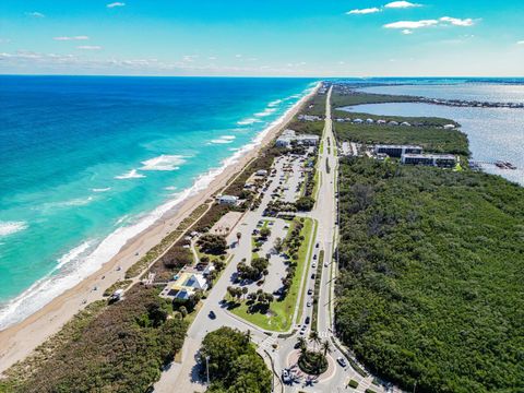 A home in Jensen Beach