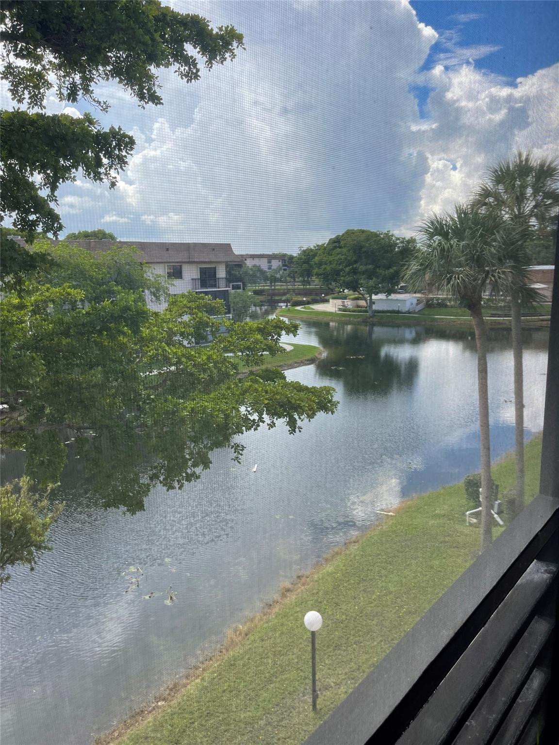 LAKES OF CARRIAGE HILLS 2 - Residential