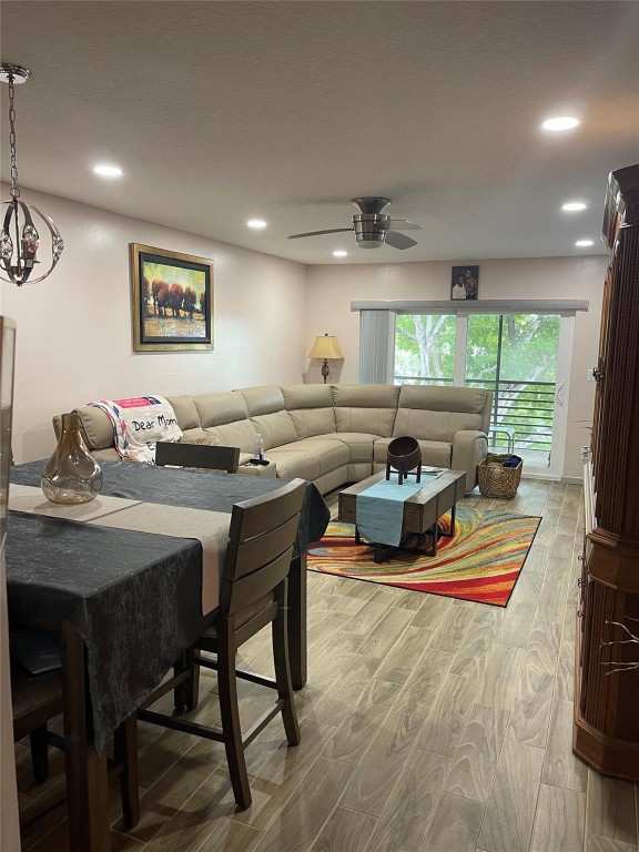 LAKES OF CARRIAGE HILLS 2 - Residential