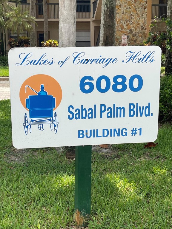 LAKES OF CARRIAGE HILLS 2 - Residential