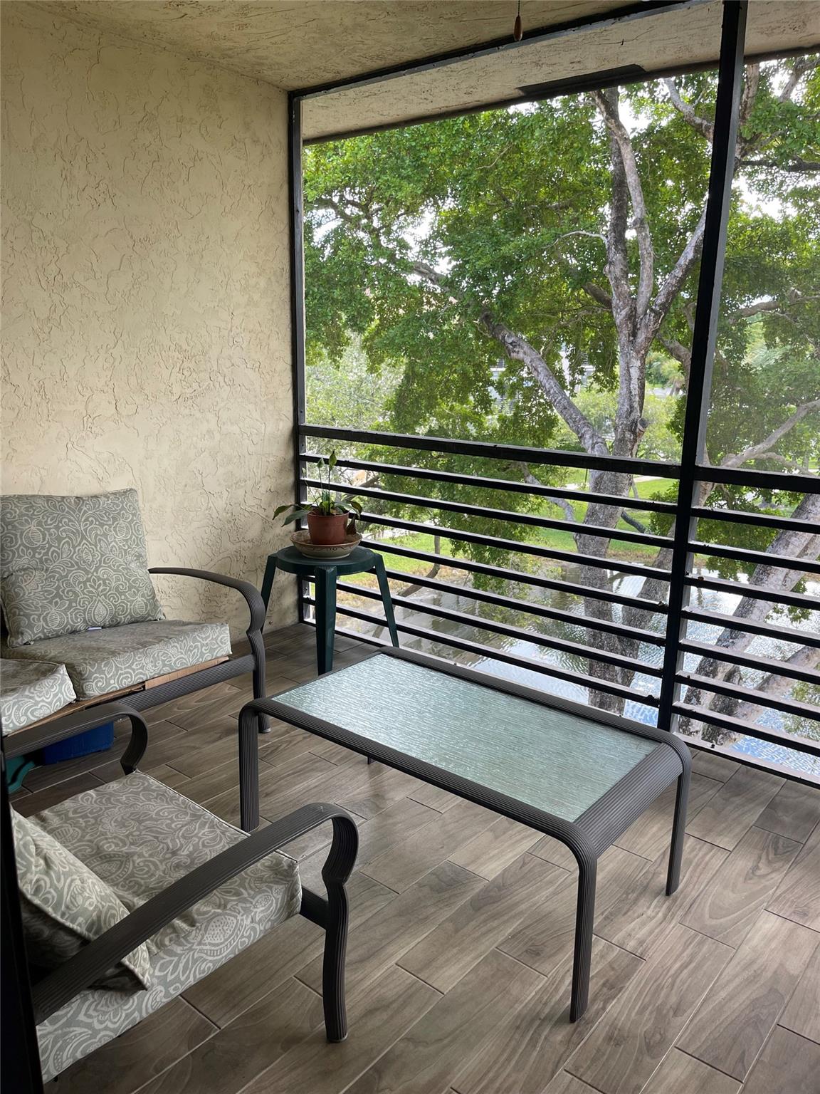 LAKES OF CARRIAGE HILLS 2 - Residential