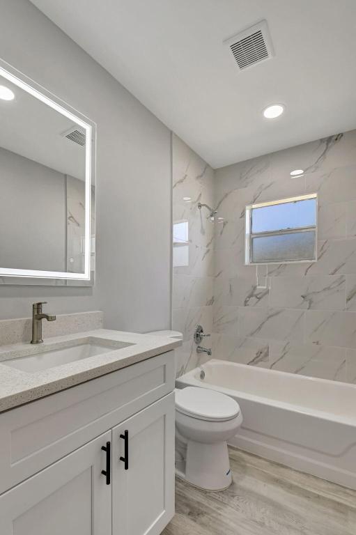 KINGS POINT FLANDERS CONDOS - Residential