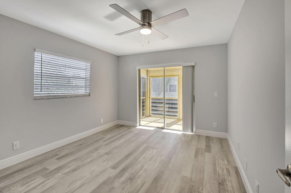 KINGS POINT FLANDERS CONDOS - Residential