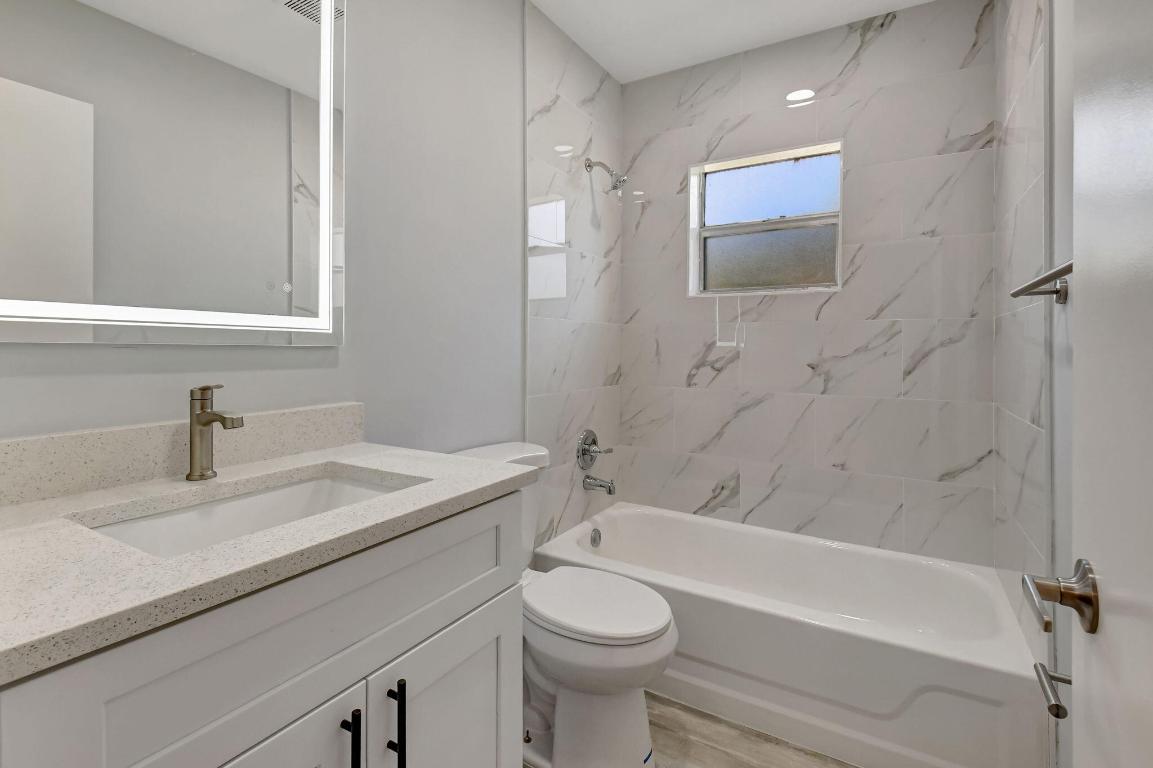 KINGS POINT FLANDERS CONDOS - Residential