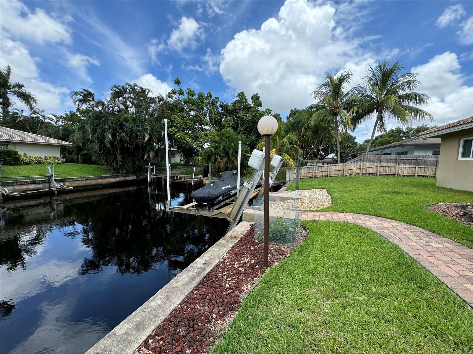 SALA DEL MAR - Residential Lease