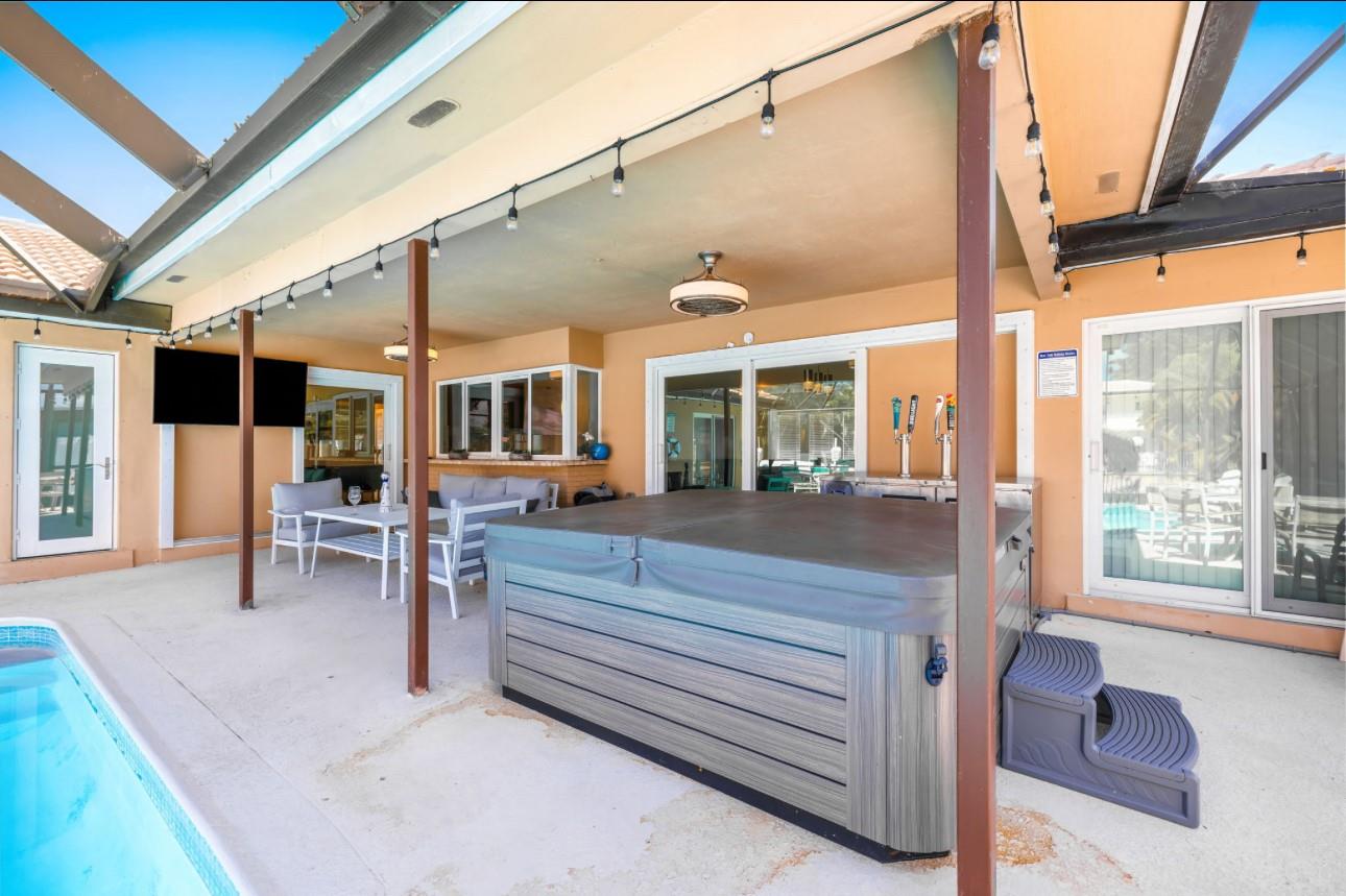 SALA DEL MAR - Residential Lease