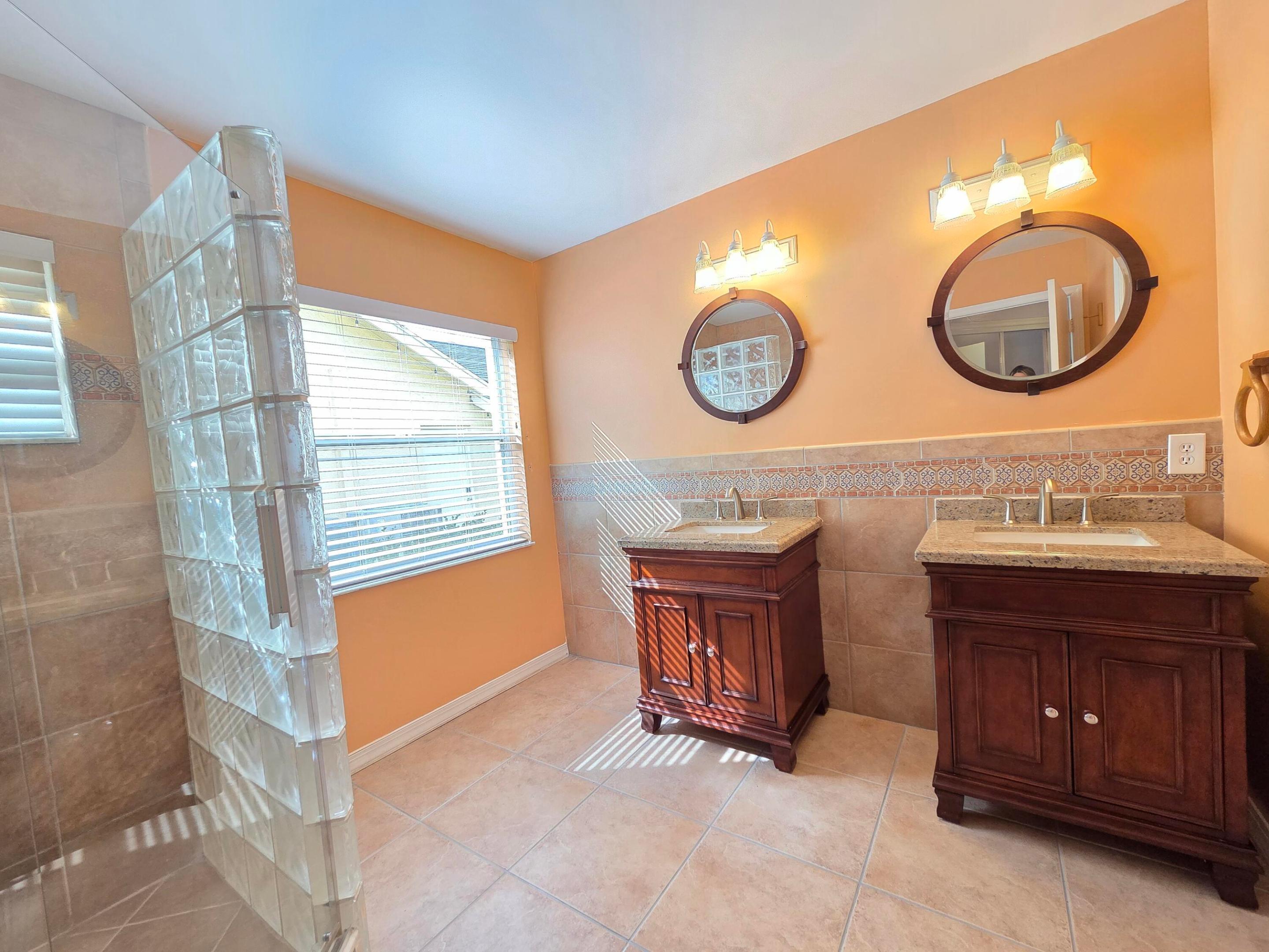 MEADOWLAND COVE PL 2 OF WELLINGTON - Residential