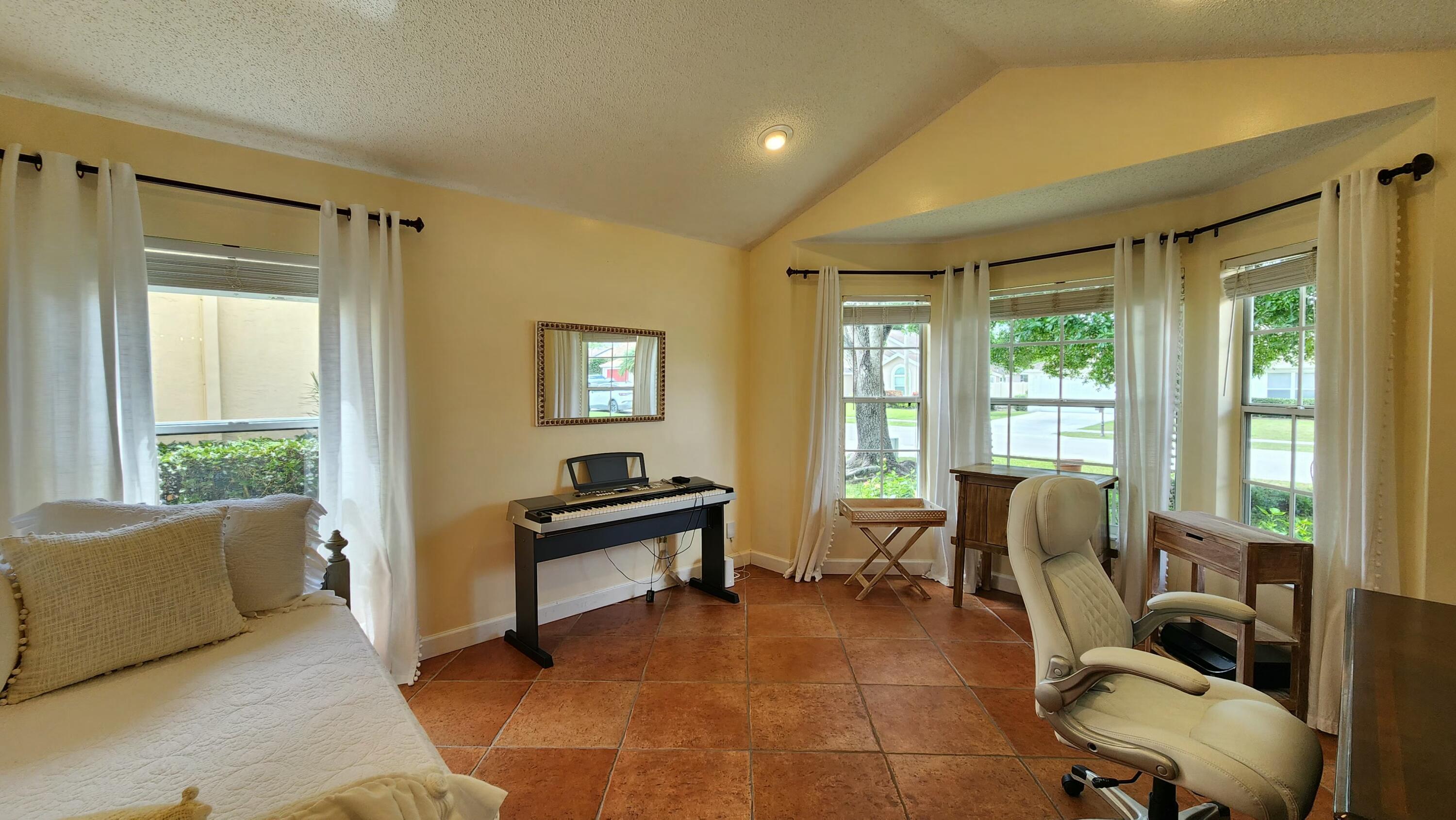 MEADOWLAND COVE PL 2 OF WELLINGTON - Residential