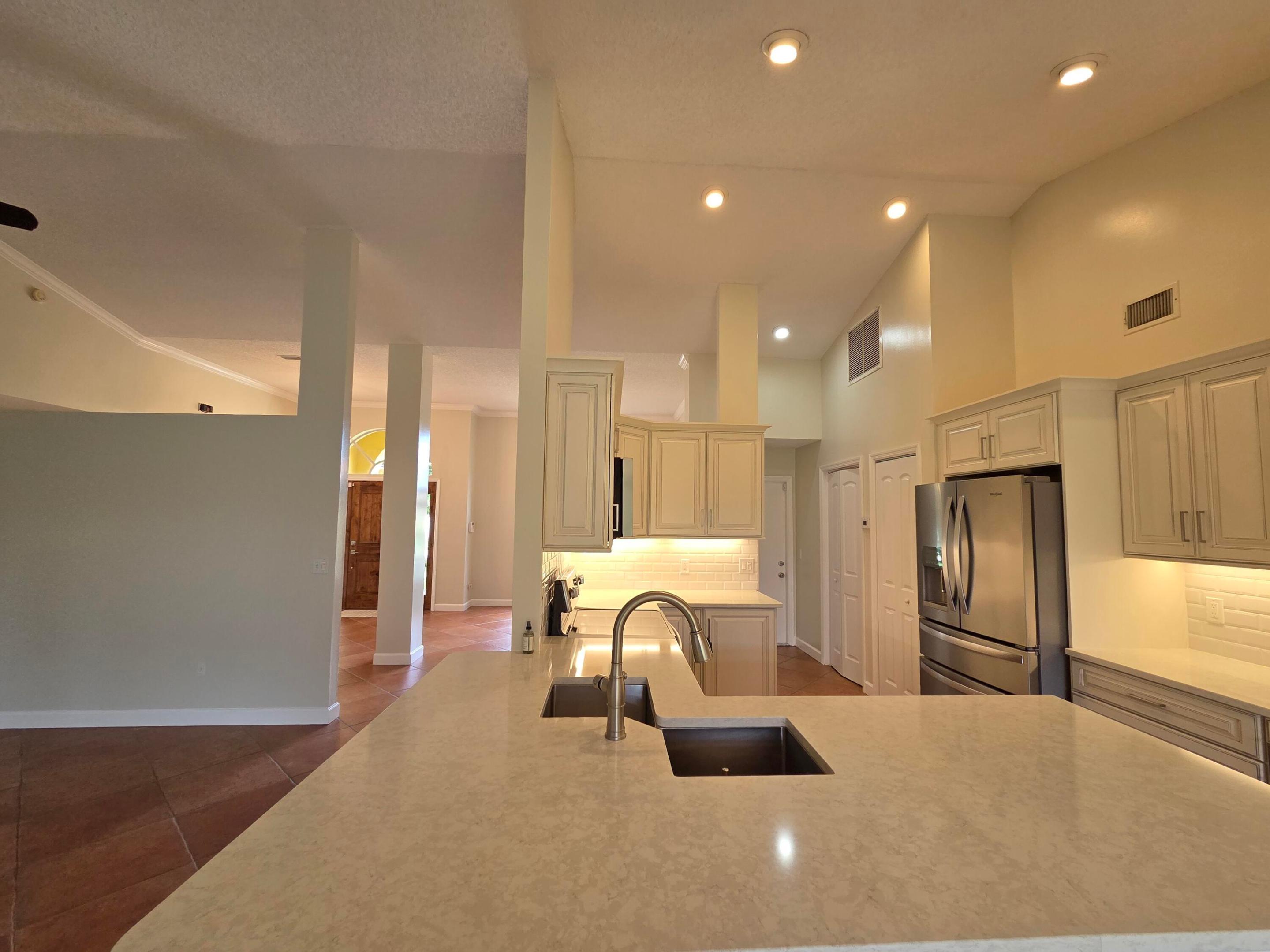 MEADOWLAND COVE PL 2 OF WELLINGTON - Residential