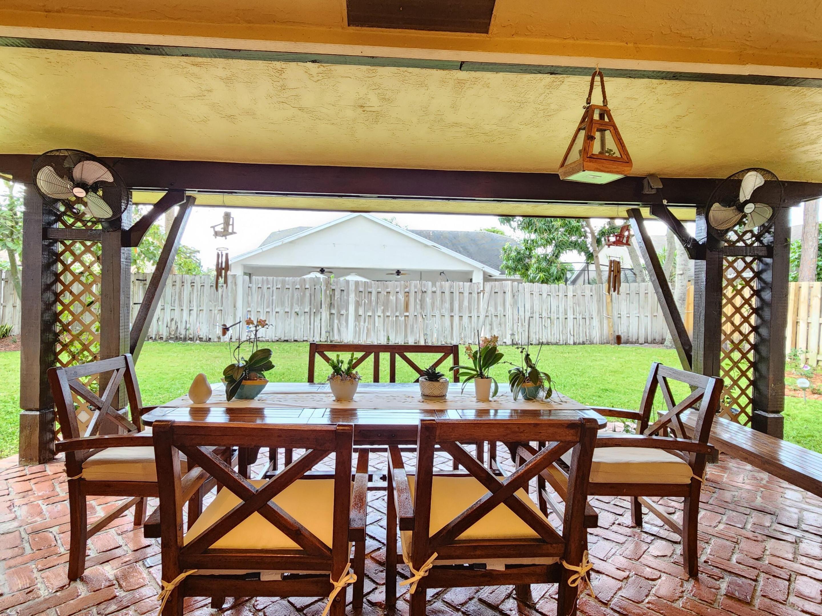 MEADOWLAND COVE PL 2 OF WELLINGTON - Residential