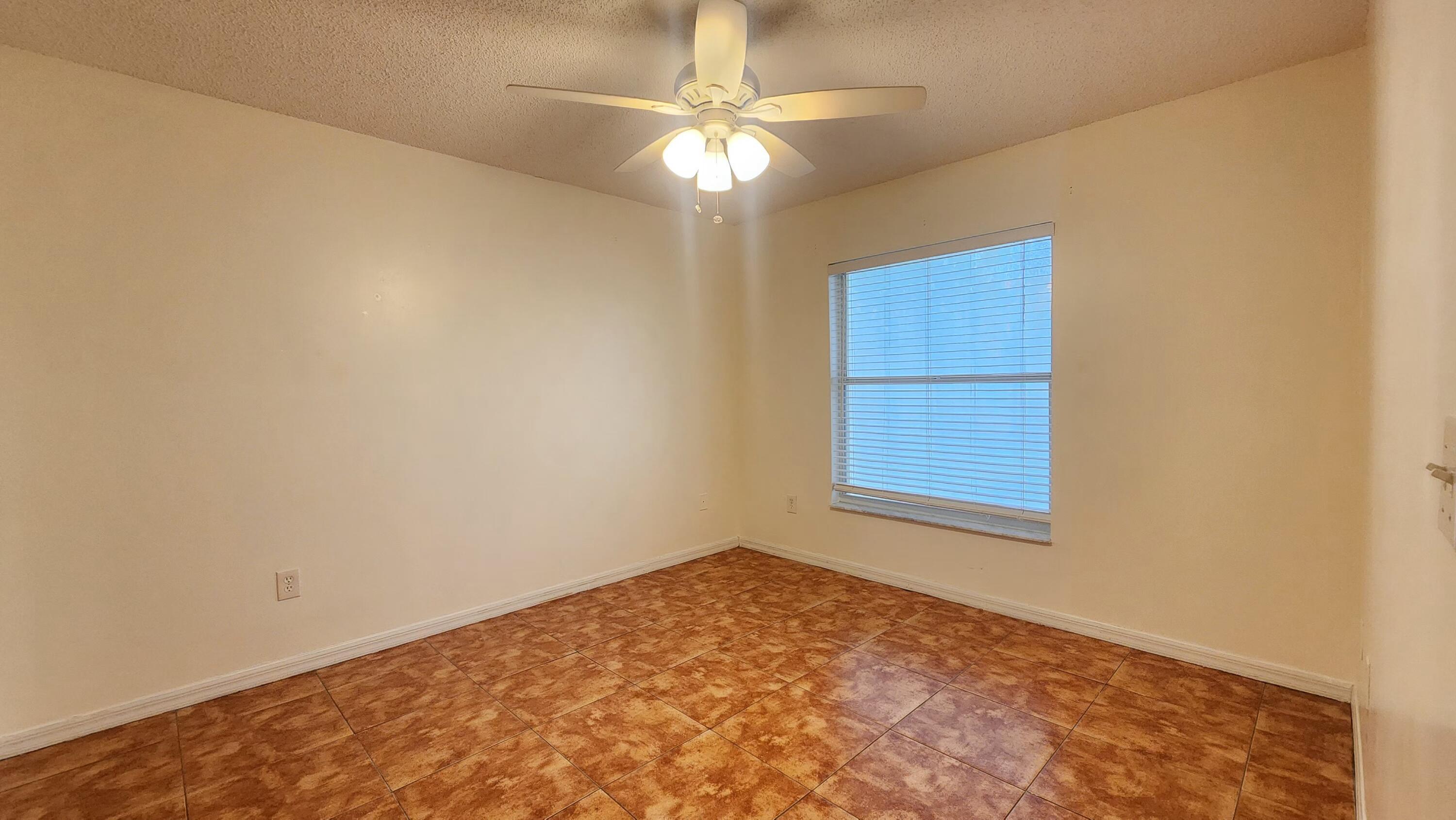 MEADOWLAND COVE PL 2 OF WELLINGTON - Residential