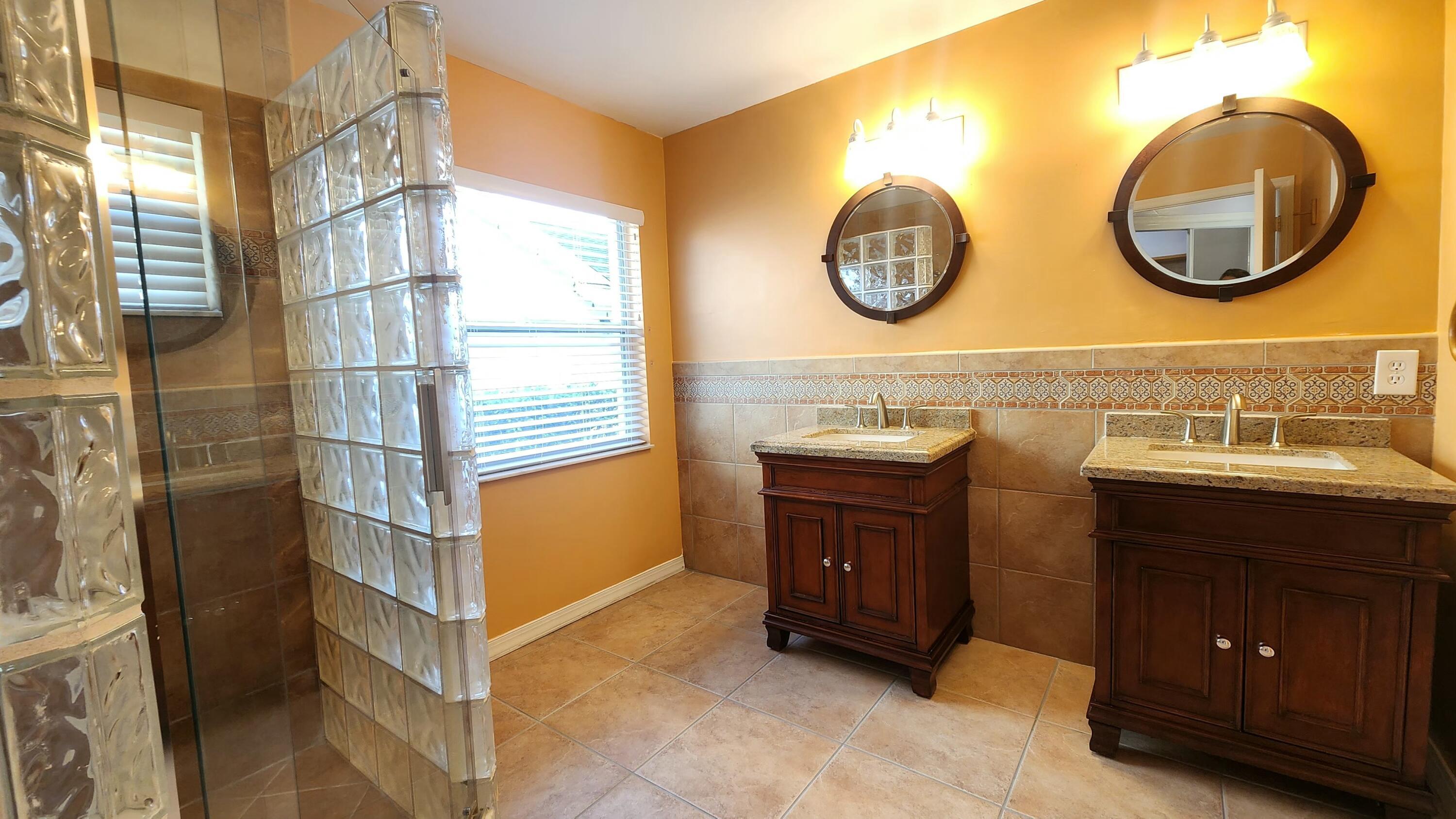 MEADOWLAND COVE PL 2 OF WELLINGTON - Residential