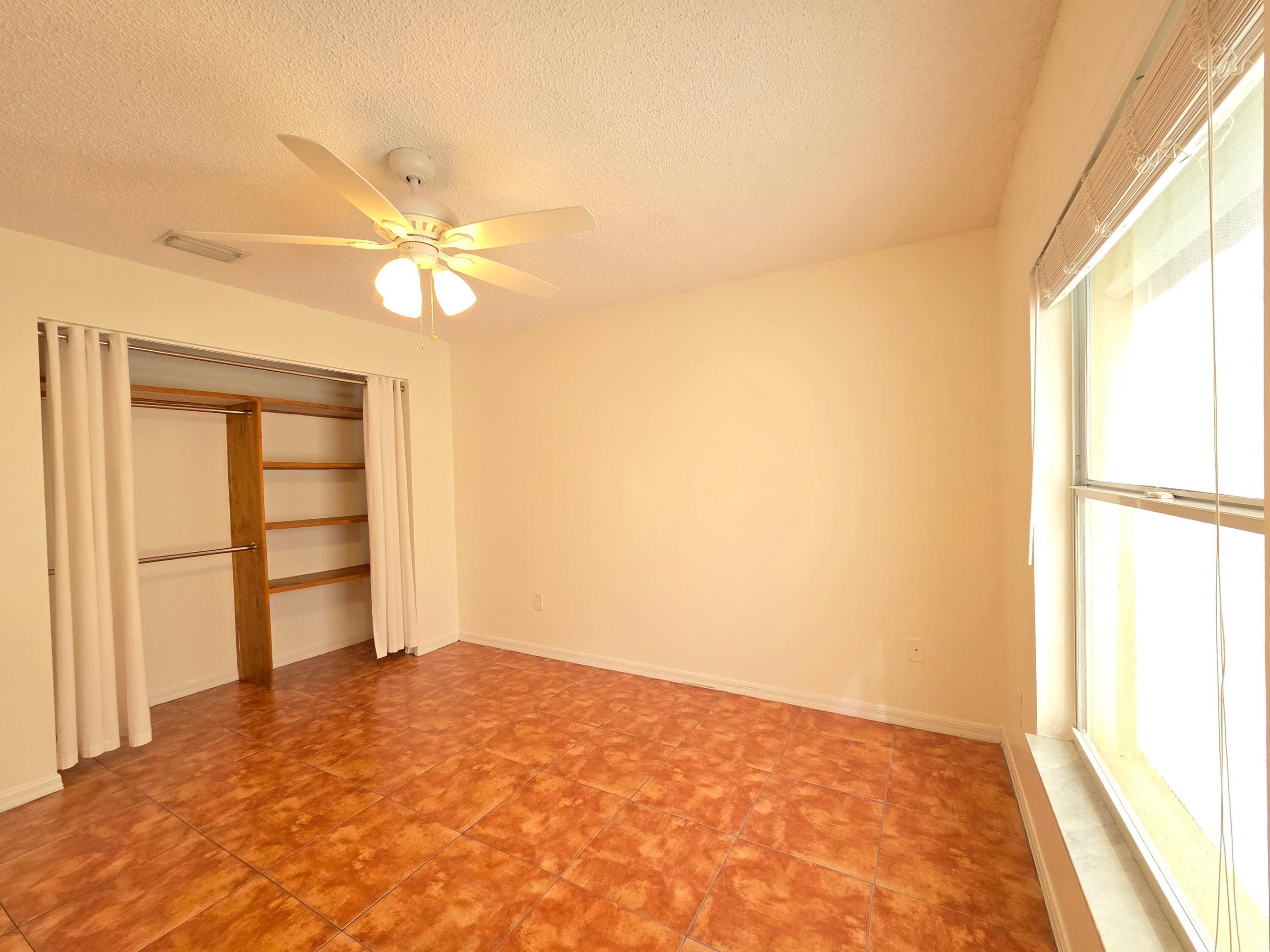 MEADOWLAND COVE PL 2 OF WELLINGTON - Residential