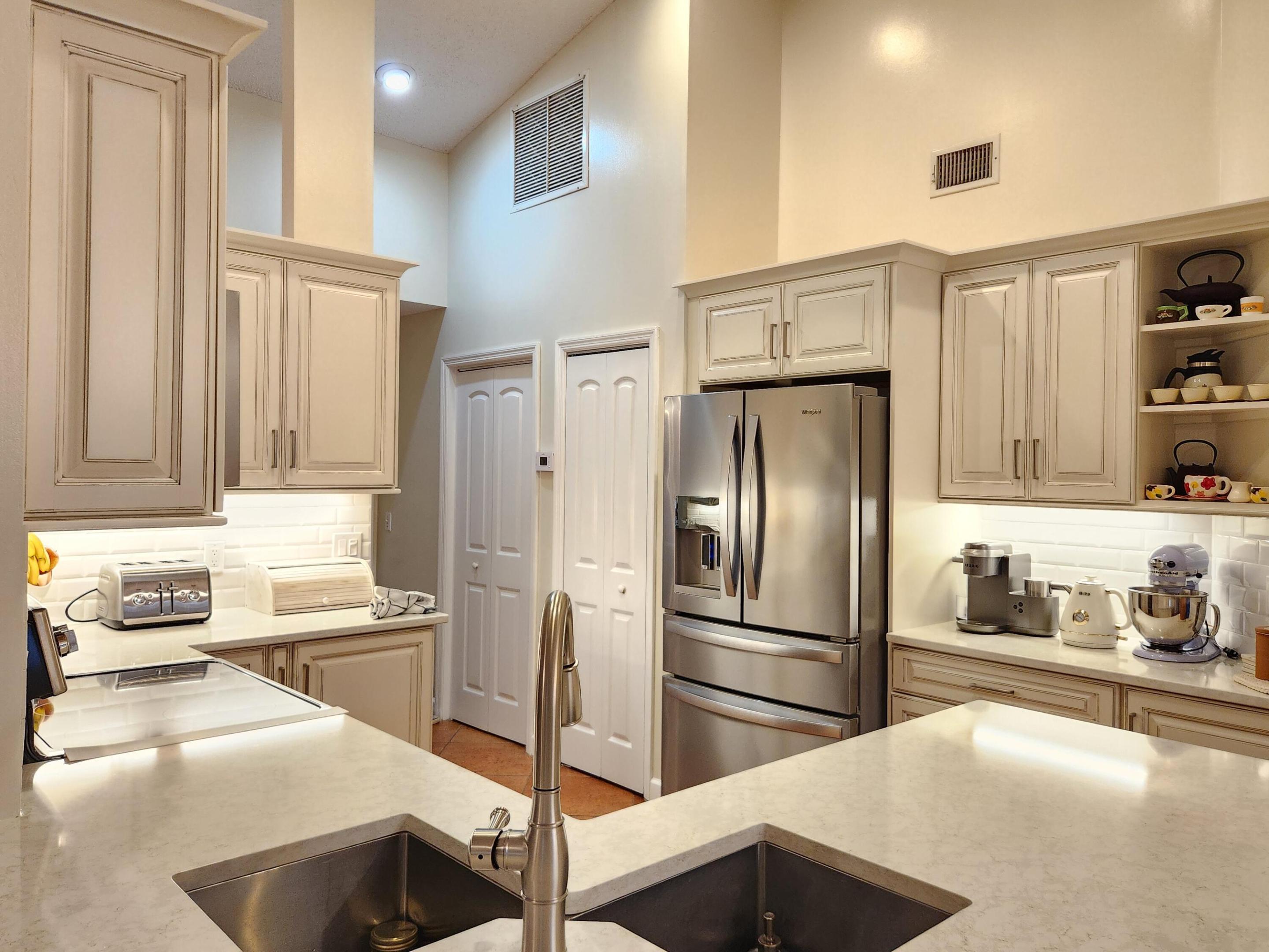 MEADOWLAND COVE PL 2 OF WELLINGTON - Residential