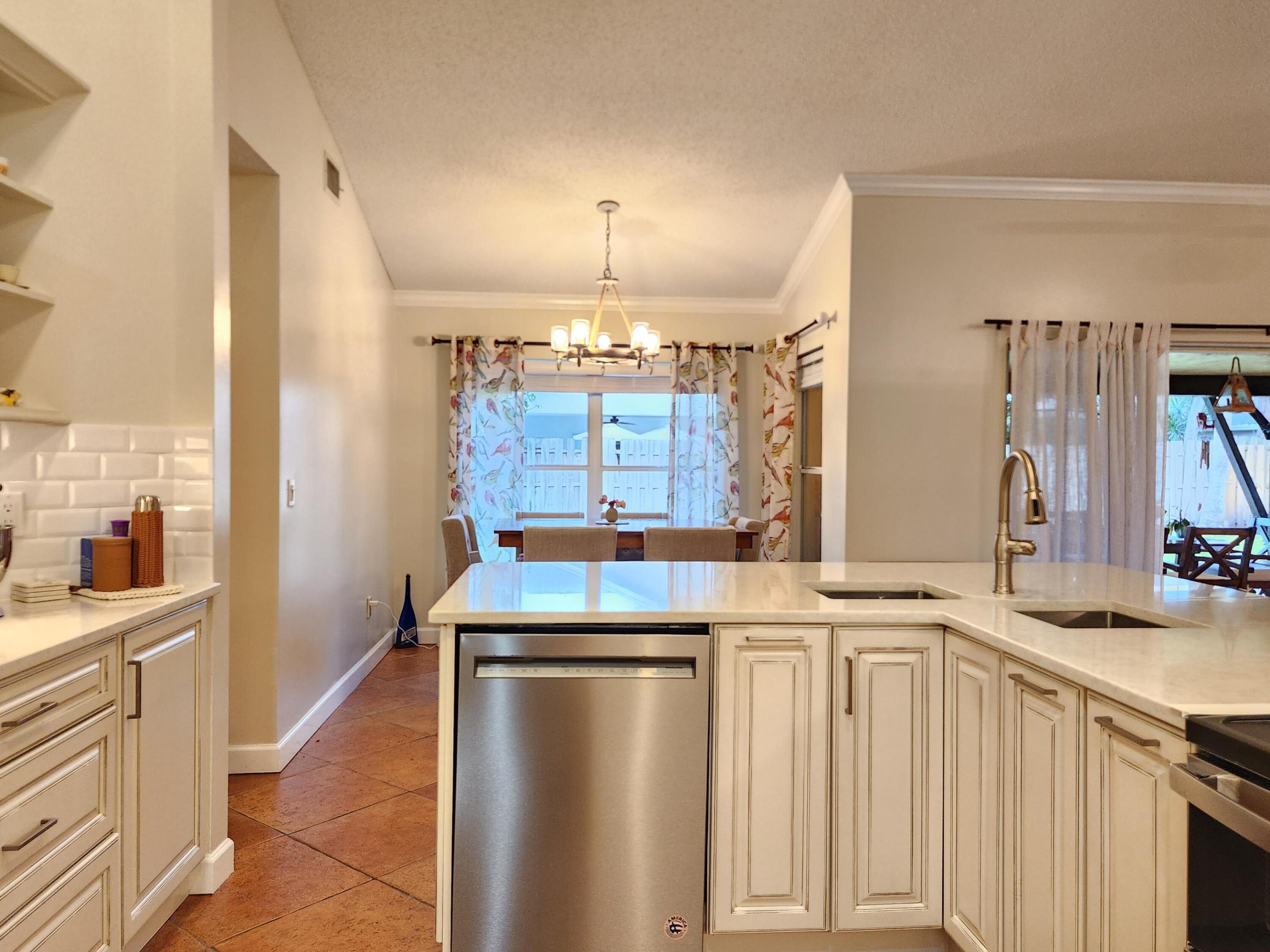 MEADOWLAND COVE PL 2 OF WELLINGTON - Residential